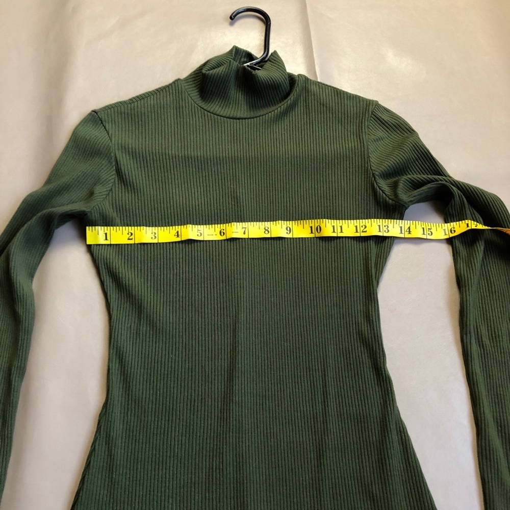 REFORMATION | ARMY GREEN ROBERTS DRESS S - Picture 5 of 8